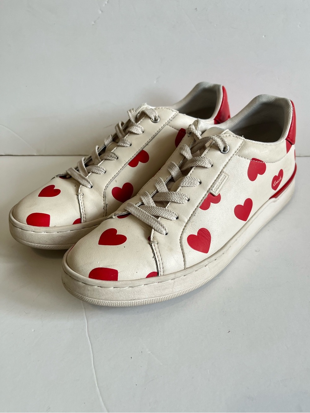 Coach Women's Lowline Heart Print Leather Sneakers Size 8.5B - Picture 10 of 10
